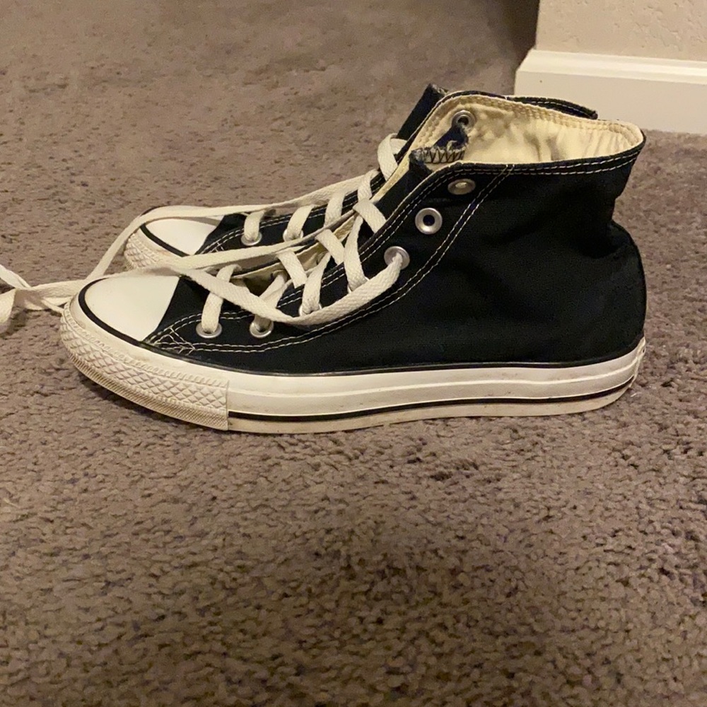 Black converse